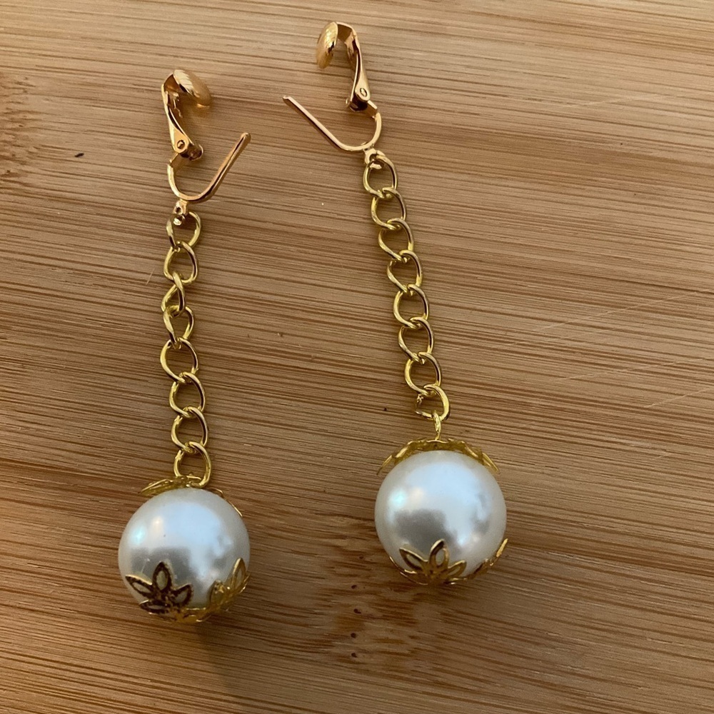 Hand Crafted Pearl Clip on Earrings White Gold Dangle Crop Pearl on Chain
